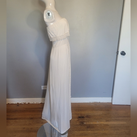 The Collection by L Space Tube Dress with Flounce and Lace Detail, VGUC, Size L - Picture 3 of 7